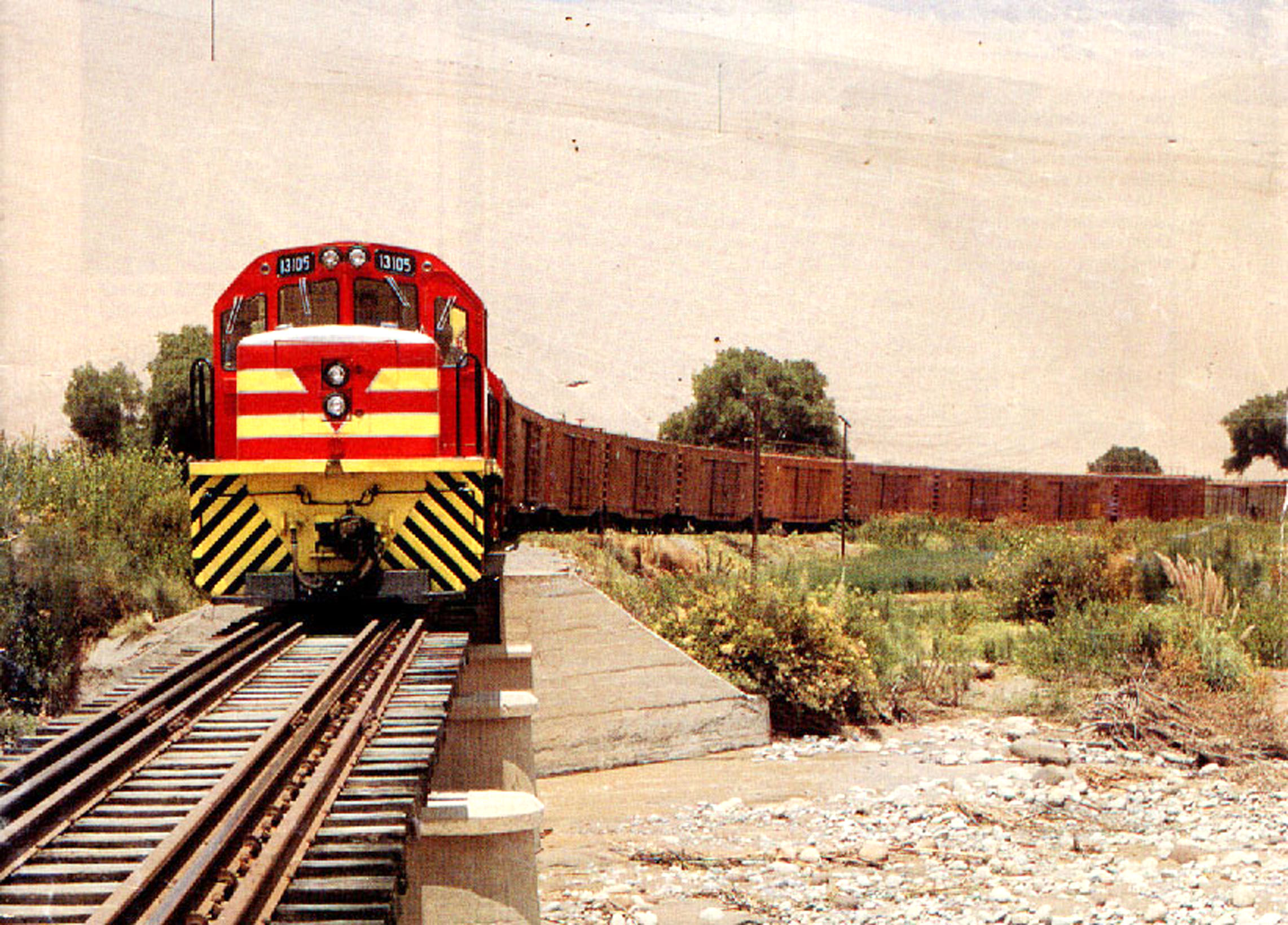 El Ocaso del Ferrocarril Arica La Paz: De 300 mil toneladas de carga a Bolivia a 2 viajes a Poconchile