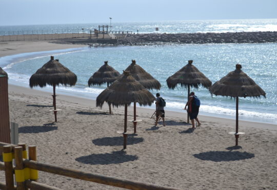 Domingo primaveral con playas desiertas