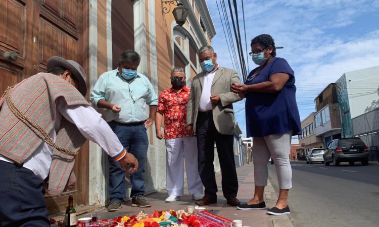 Con Pawa incluida se inscribió candidato independiente a gobernador