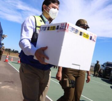 El lunes llegan las vacunas Covid 19 para el personal de salud de Arica