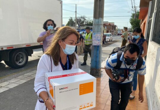 Más de 18.500 nuevas dosis de vacunas llegaron este domingo a la región