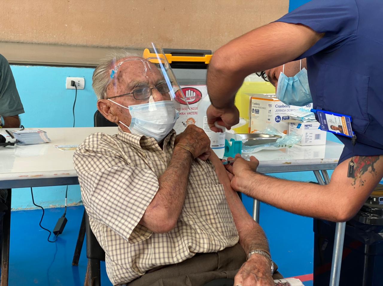 Seremi de Salud hace evaluación a casi dos meses del inicio del programa de vacunación en la región