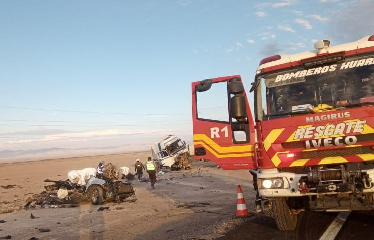 Matrimonio y sus dos hijos murieron en tragedia carretera