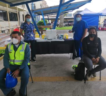 Más de 26 mil trabajadores vacunados por la Seremi de Salud en sus centros laborales