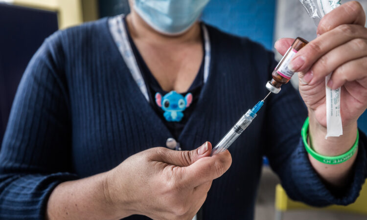 Horarios y lugares de vacunación en Arica contra influenza y covid-19