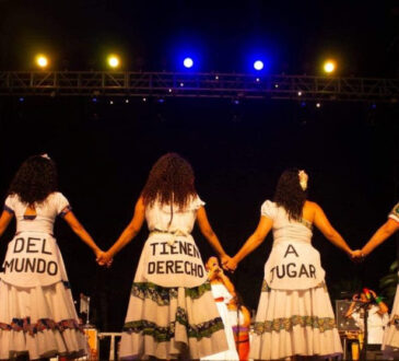 Violencia obstétrica, activismo afrofeminista y constituyente quechua son temas de Radio Ayni en Arica