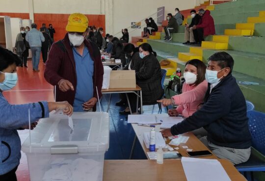 Servel informó que se inscribieron 30 postulantes a diputados y 111 a consejeros regionales