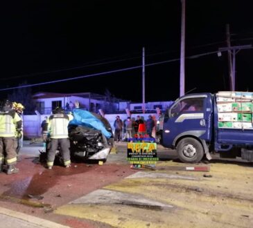 Tragedia en Azapa: Tres fallecidos en choque de vehículo menor y dos porter