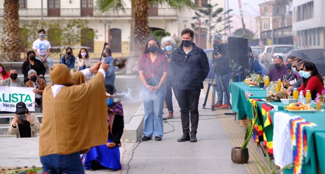 En Arica Gabriel Boric inició segundo tiempo de su campaña