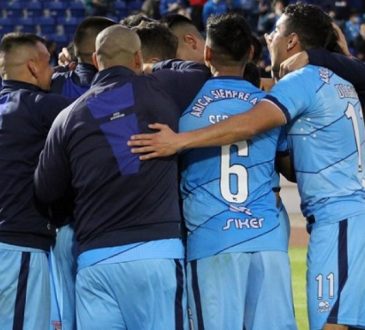 Este sábado a las 15 horas vuelve el fútbol oficial al Carlos Dittborn 