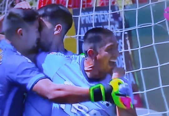 Entrenador Mamani sometió a sus jugadores y Arica cosechó dos importantes empates