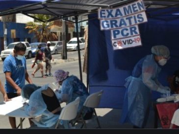 Contactos estrechos y casos positivos no deben concurrir a puntos de toma PCR