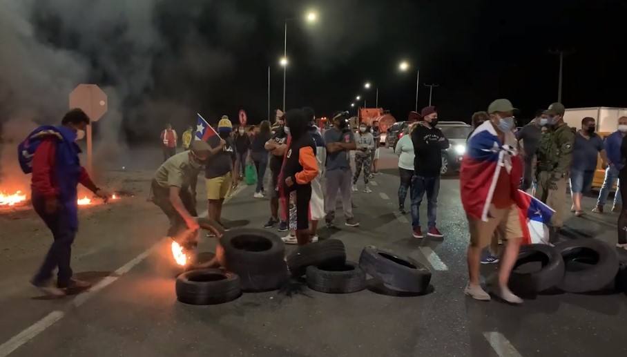 Arica amaneció bloqueada en todos sus accesos
