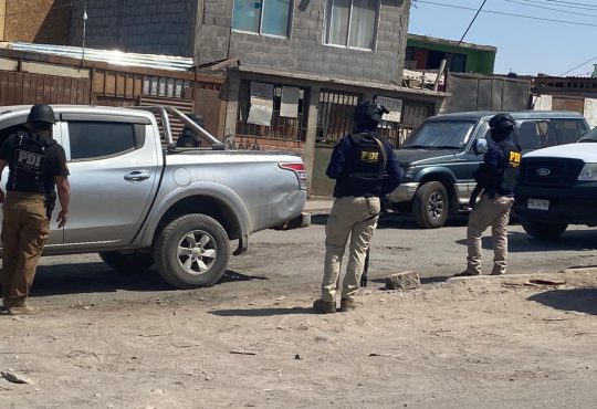 Operativo policial PDI en sector Cerro Chuño de Arica