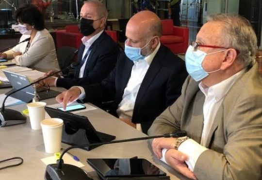 Despachan a ley aumento de subsidio que evitará alzas de hasta $50 en gasolinas