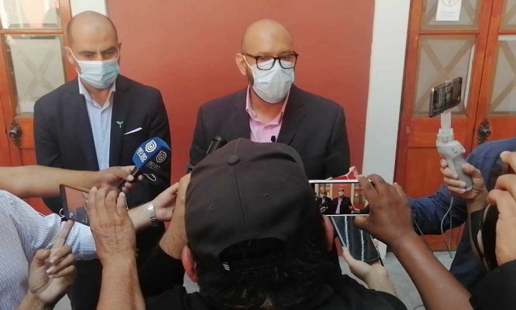 Seremi de Educación debutó en su primer día con grave conflicto estudiantil