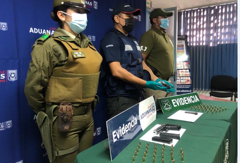 “Escuadrón Suicida” viajaba a Santiago en bus y los detectaron en Cuya