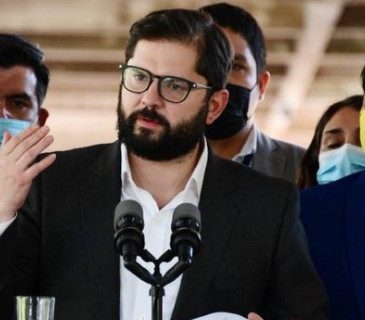 Intenso día de trabajo en inicio de la gira del Presidente Boric a la región