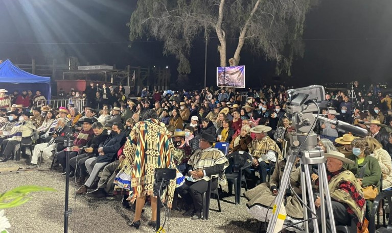 Con 1.200 personas en el Club de Huasos inaugurado el Nacional de Cueca