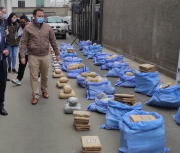 Nuevo golpe de la PDI al narcotráfico: 877 kilos de droga incautada y 10 detenidos