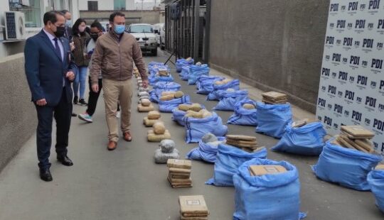 Nuevo golpe de la PDI al narcotráfico: 877 kilos de droga incautada y 10 detenidos