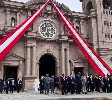 Fraternal saludo Arica y Tacna en  víspera de Fiestas Patrias de Perú