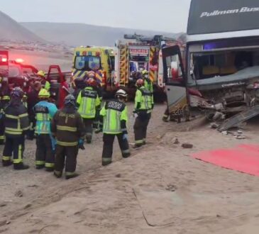 Solo dos lesionados en bus que se estrelló con pasajeros en cuesta de Acha