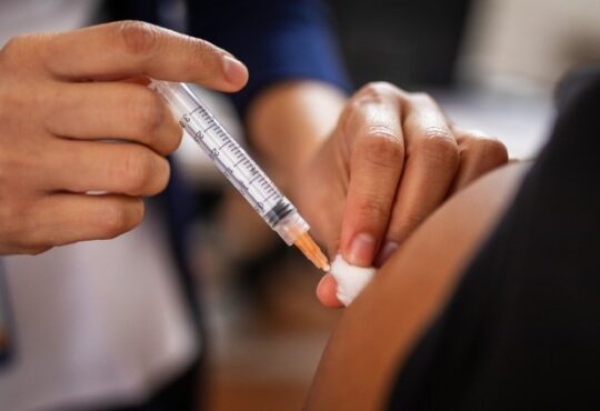 Red de Salud a punto del colapso: 222 casos de Covid diarios, 4 fallecidos ayer y 1.141 activos