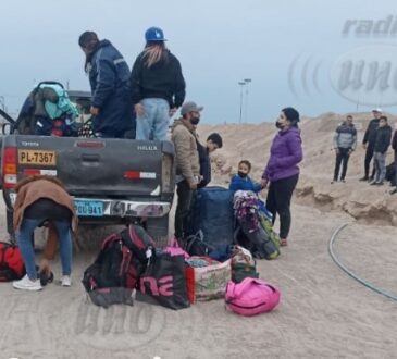 Todos los días devuelven caravanas de venezolanos hasta Arica
