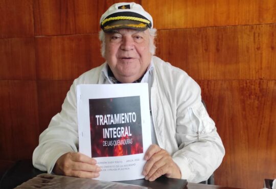 Doctor Hernán Sudy y su libro número 11: “Tratamiento Integral de las Quemaduras”