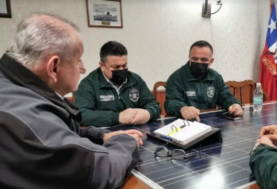 Senador respalda a funcionarios de Gendarmería de Arica