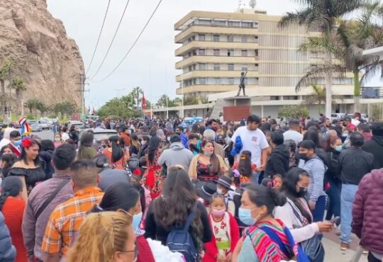Bochorno: Citaron a desfile de parvularios de Arica y Servicio Local de Educación lo suspendió sin aviso previo