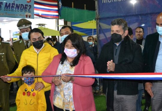 Con 90 locales y un tremendo optimismo se inauguraron las Ramadas al pie del Morro