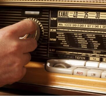 La comunidad agradece a los hombres y mujeres de Radio