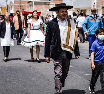 Mes de la Patria comenzó con desfile en el sector norte