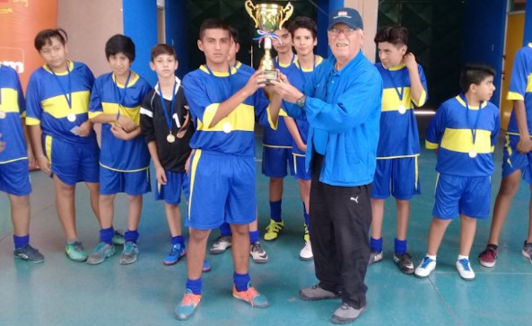 Este sábado el deporte ariqueño apoyará al legendario dirigente Camilo Saéz