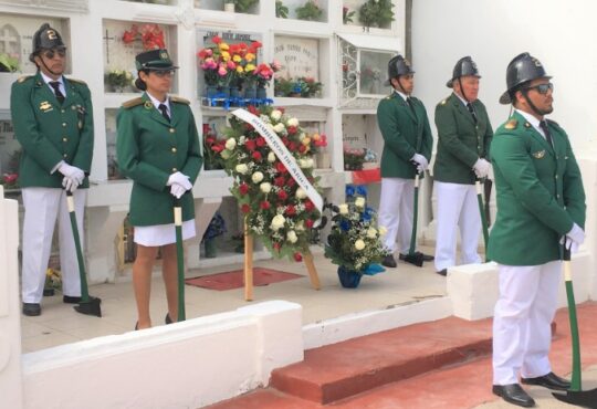 Después de dos años Bomberos de Arica rindió homenaje a sus mártires