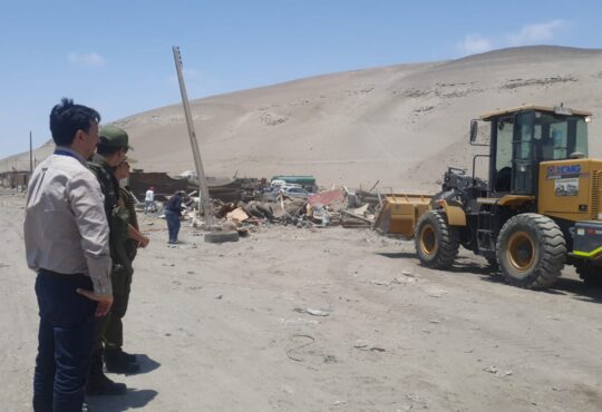 Se viene firme la mano con las tomas: Ya desalojaron Punta Condori  