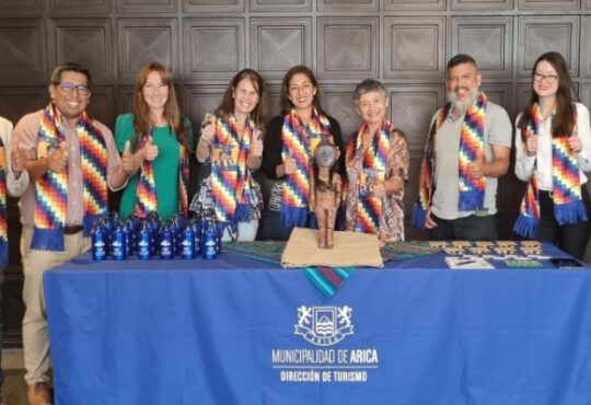 Con fondos regionales Sernatur y la Muncipalidad promueven Arica en Perú y Bolivia