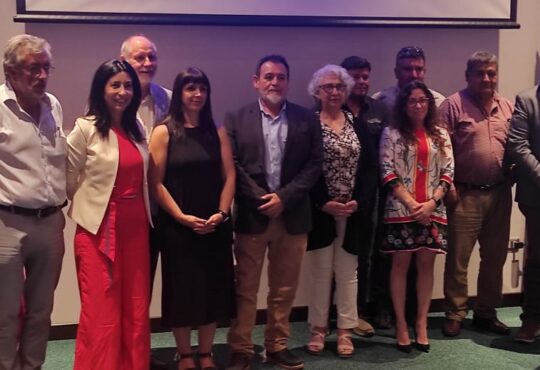 Copiapó trajo fórmula para recuperación urbana del río San José