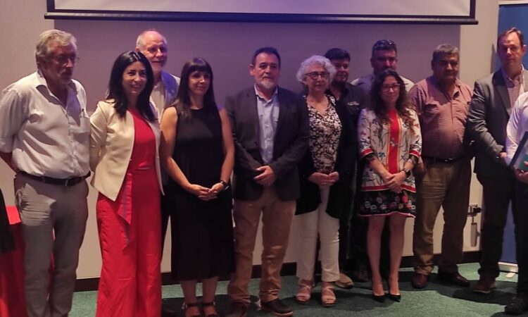 Copiapó trajo fórmula para recuperación urbana del río San José