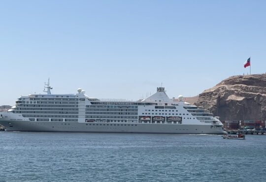 Alcalde destaca a Arica como destino turístico de emergencia