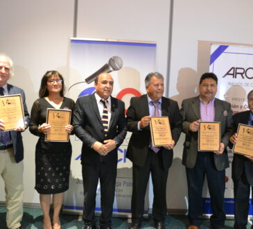 ARCHI regional distinguió la trayectoria de 20 trabajadores radiales