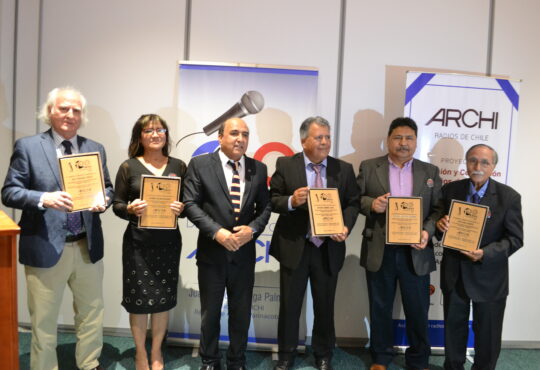 ARCHI regional distinguió la trayectoria de 20 trabajadores radiales