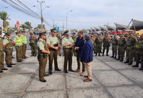 Mil controles en siete horas hicieron Carabineros en coordinación con la Delegación Presidencial