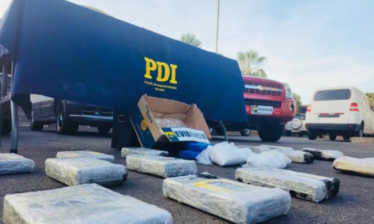 PDI Arica detuvo a tres imputados por tráfico de drogas