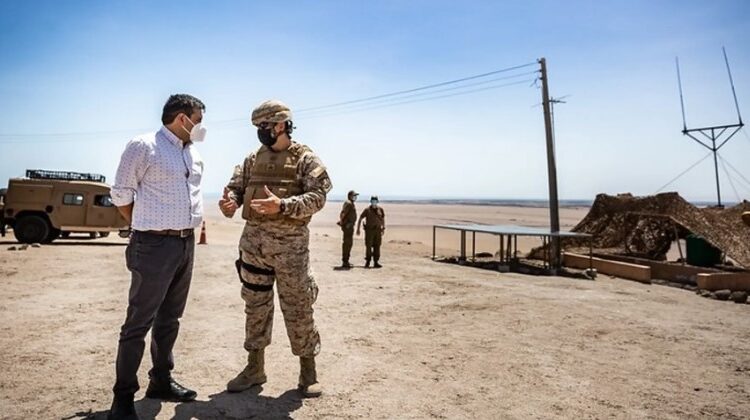 Alcalde Espíndola destaca despliegue que el Ejército realizará en la frontera de Arica