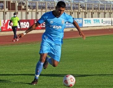 Bairon Monroy salvó el honor ante Recoleta