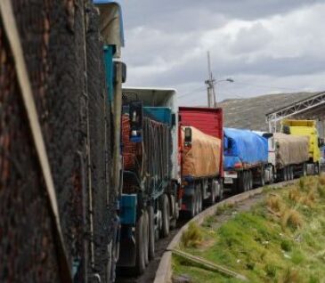 Bolivia habilitó ruta alternativa por Arica para desviar carga a puertos del Perú