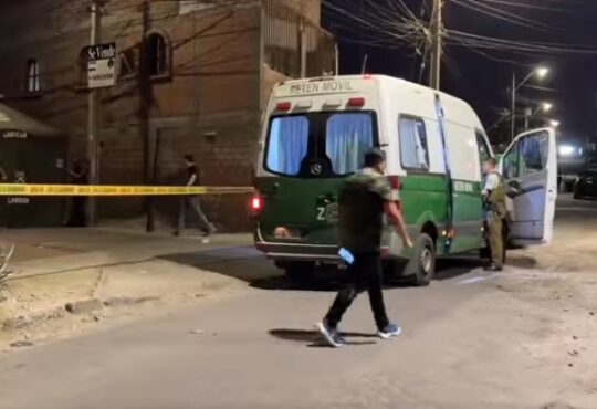 Balean a pareja en la Tarapacá Oriente: Conductor murió por siete impactos